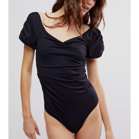 🎉LAST CHANCE🎉 FREE PEOPLE Bella Bodysuit / Black - Picture 2 of 7